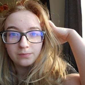 Meet your Posher, Ellen